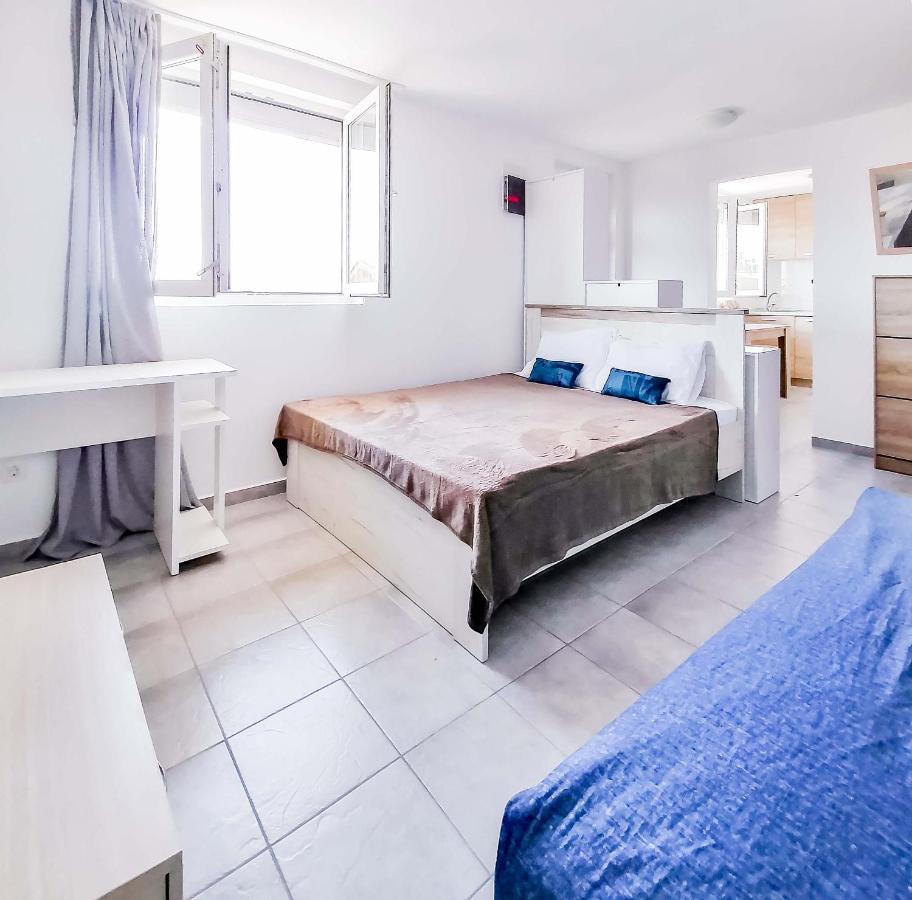 Apartments Siesta Tivat Luaran gambar