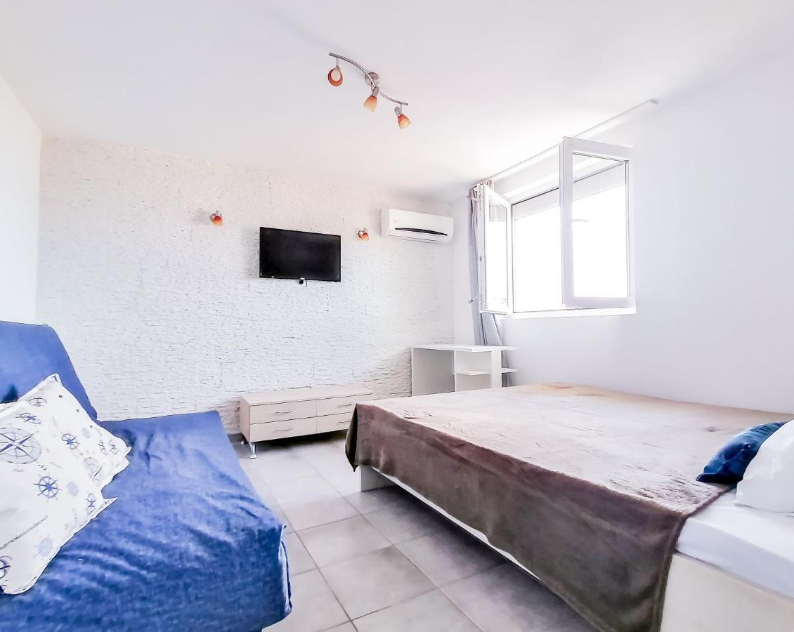 Apartments Siesta Tivat Luaran gambar