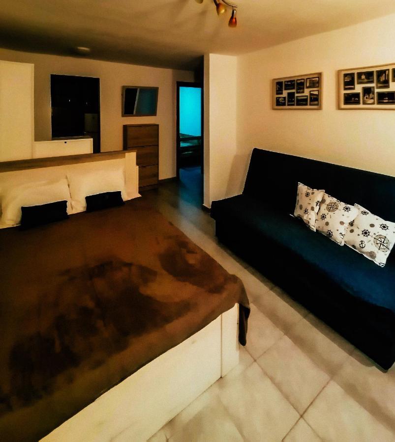 Apartments Siesta Tivat Luaran gambar