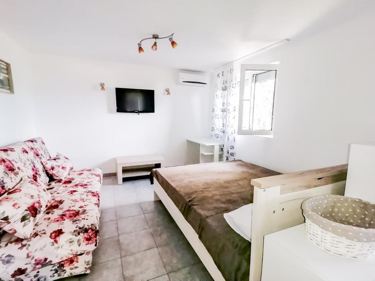Apartments Siesta Tivat Luaran gambar